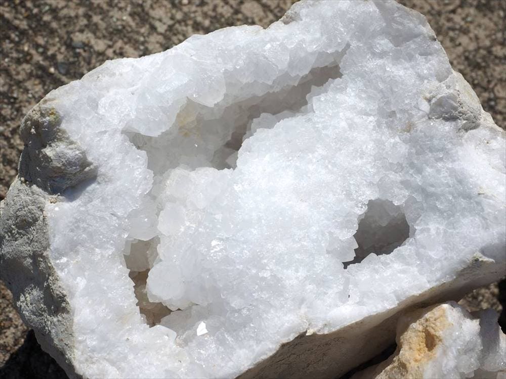 ジオード 水晶 クラスター 晶洞 浄化