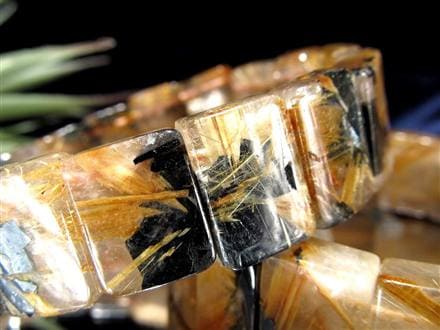 太陽タイチン 太陽放射 ゴールドタイチンルチルクォーツ バングル ブレスレット