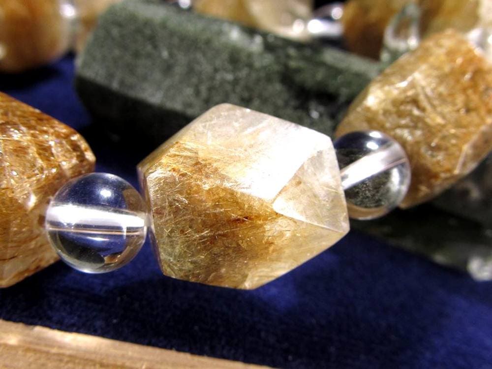 ガネーシュヒマール ヒマラヤ 水晶 ブレスレット ポイント