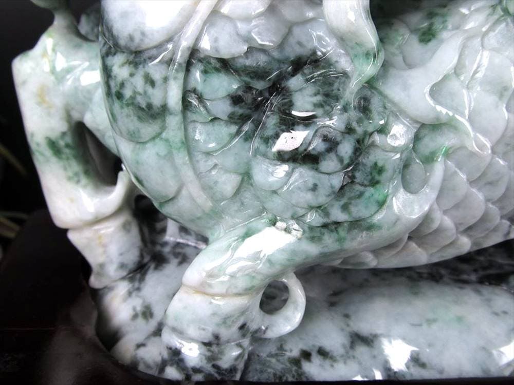 翡翠 ヒスイ 置物 ジェダイト 硬玉