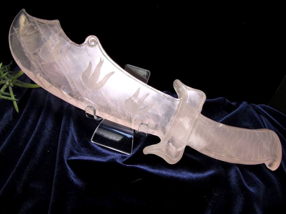 紅石英 ローズクォーツ 置物 刀 剣