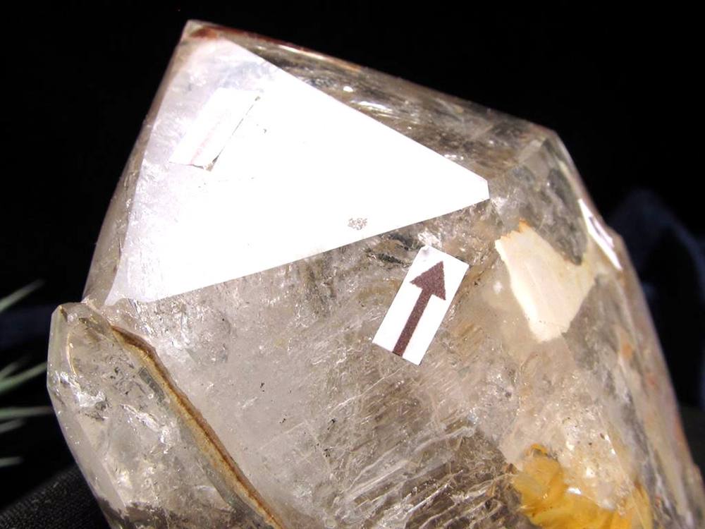 水入り水晶 エレスチャル 原石 置物 エンハイドクォーツ