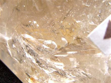 水入り水晶 エレスチャル 原石 置物 エンハイドクォーツ