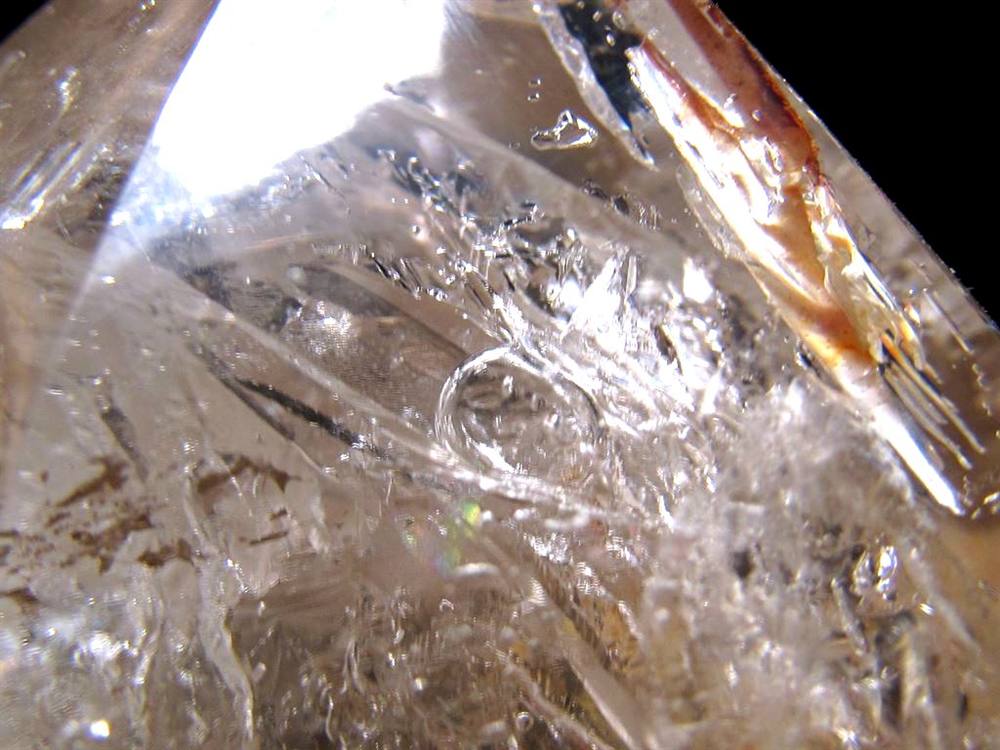 水入り水晶 エレスチャル 原石 置物 エンハイドクォーツ