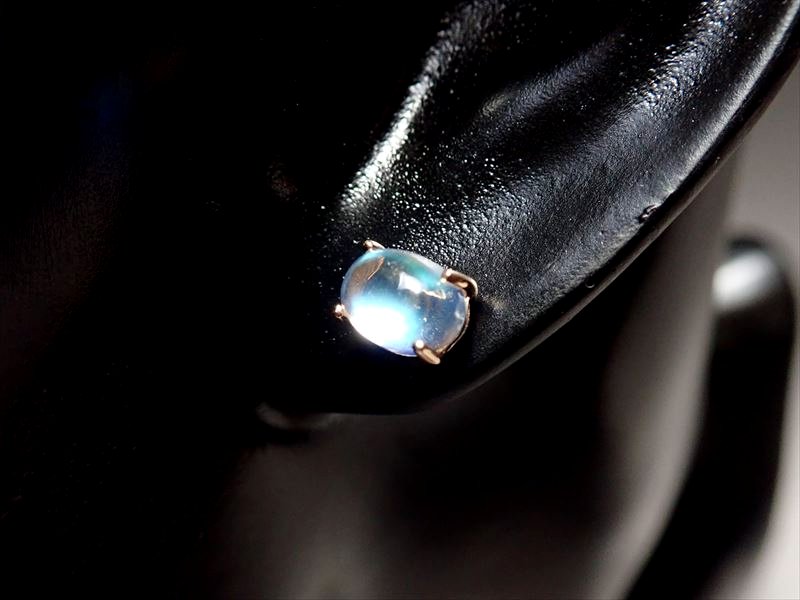 ☆18金ゴールド☆極上質ストーン使用高級ピアス☆極上ブルーシラー