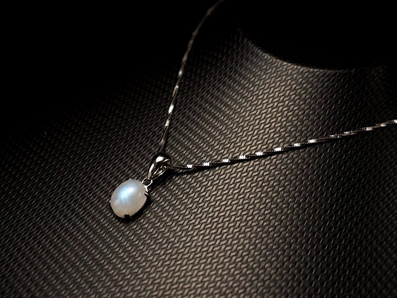 ブルームーンストーン