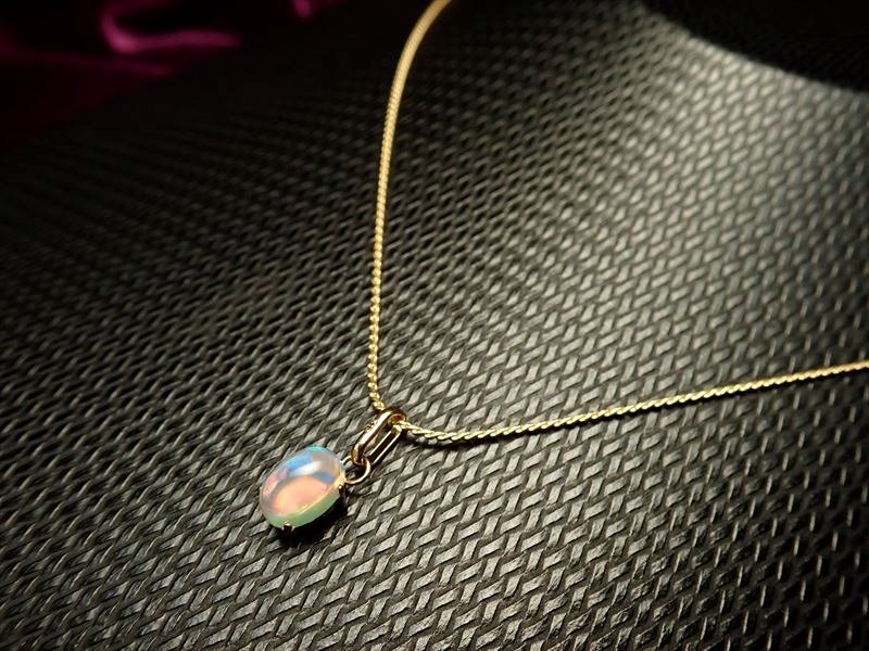 ペンダントトップ