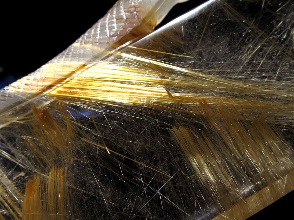 ゴールドルチルクォーツ 青龍刀 置物 龍彫り 彫刻