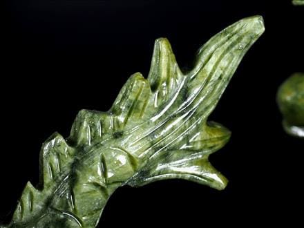 サーペンティン 蛇紋石 龍彫刻置物 玉持ち龍神 天然石