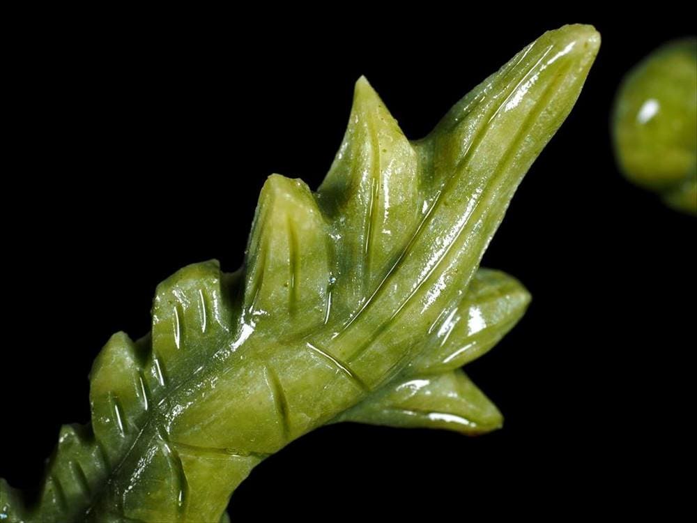 サーペンティン 蛇紋石 龍彫刻置物 玉持ち龍神 天然石