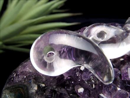 水晶 勾玉 まがたま お守り ブラジル産