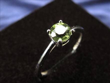 リング アクセサリー 隕石 モルダバイト 指輪