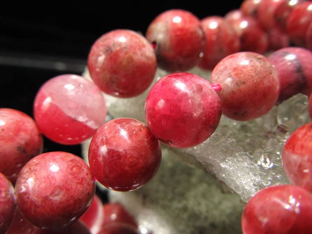 ロードナイト 薔薇輝石 Rhodonite ビーズ 一連