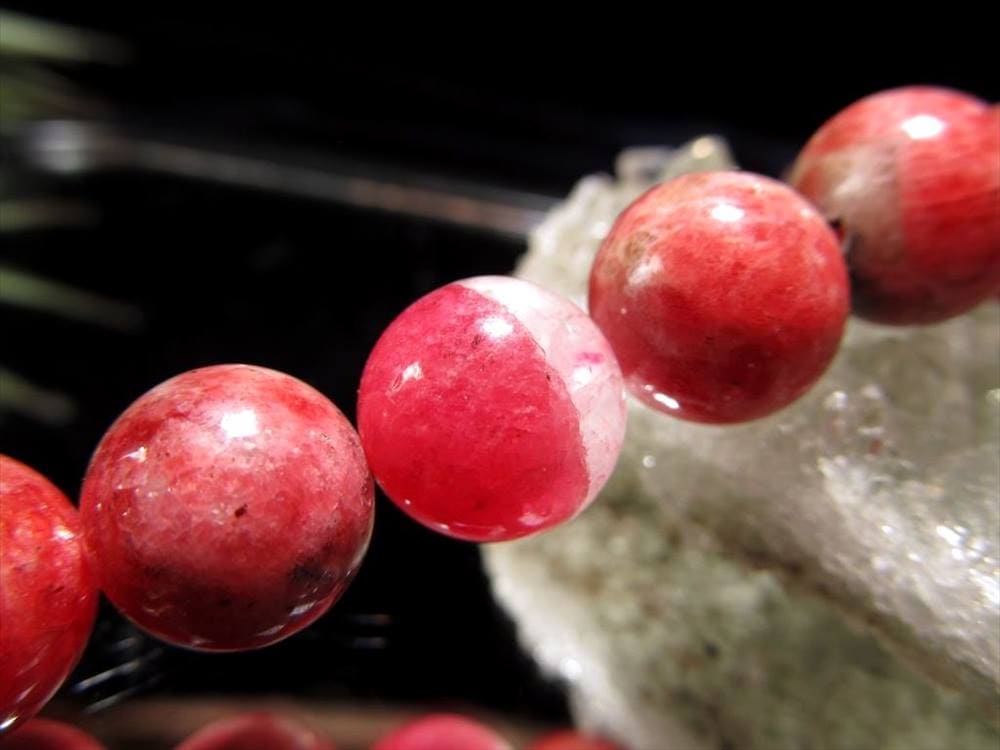 ロードナイト 薔薇輝石 Rhodonite ビーズ 一連