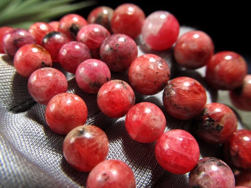 ロードナイト 薔薇輝石 Rhodonite ビーズ 一連