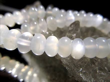 ホワイトムーンストーン 月長石 フェルドスパー ビーズ ボタン
