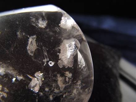 マニフェストクォーツ 貫入 水晶 クォーツインクォーツ タンブル