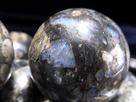 ケセラストーン メロディー女史 丸玉 スフィア 置物