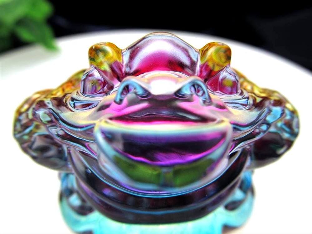 クリスタルガラス 置物 レインボー 銭蛙 瑞獣