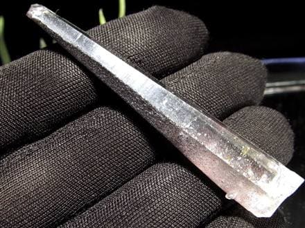 ヘマタイトオンクォーツ 赤鉄鉱共生水晶 ヘマタイト 原石 ポイント