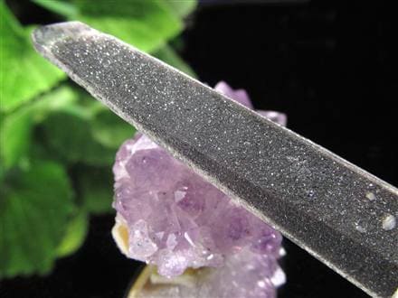 ヘマタイトオンクォーツ 赤鉄鉱共生水晶 ヘマタイト 原石 ポイント