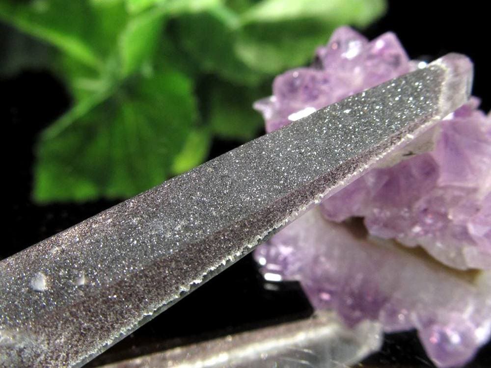 ヘマタイトオンクォーツ 赤鉄鉱共生水晶 ヘマタイト 原石 ポイント