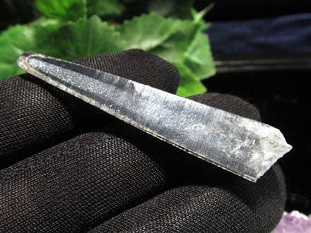 ヘマタイトオンクォーツ 赤鉄鉱共生水晶 ヘマタイト 原石 ポイント