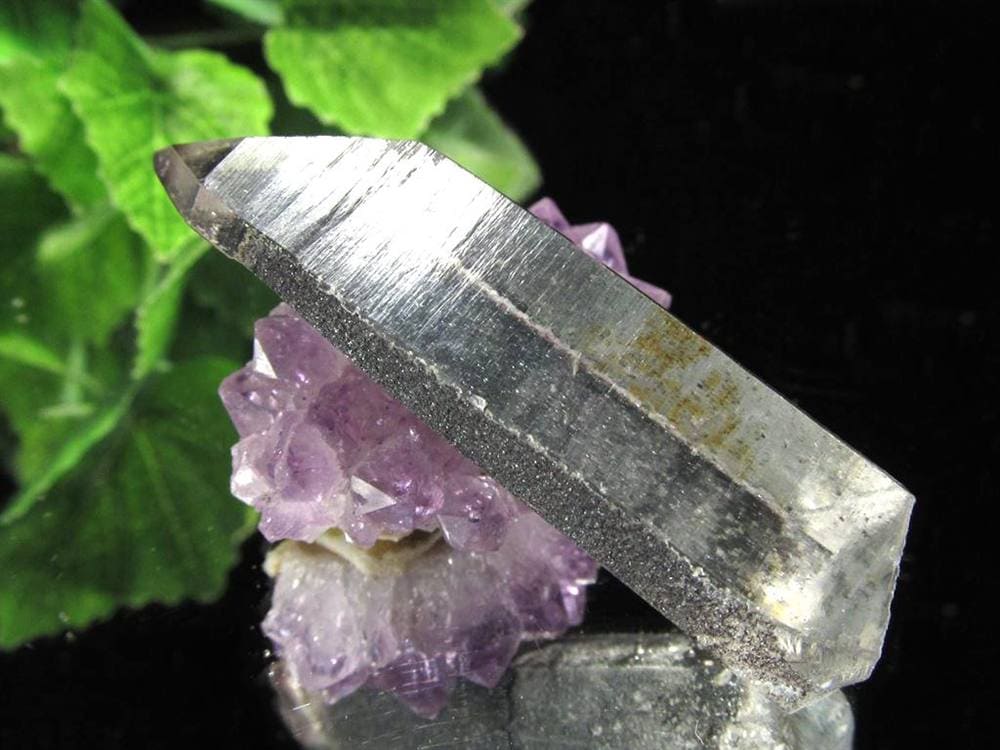 ヘマタイトオンクォーツ 赤鉄鉱共生水晶 ヘマタイト 原石 ポイント