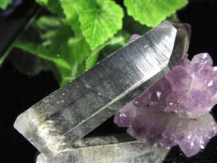 ヘマタイトオンクォーツ 赤鉄鉱共生水晶 ヘマタイト 原石 ポイント