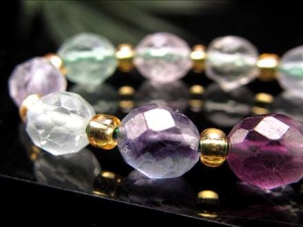 フローライト 蛍石 マルチカラー ファセットカット ビーズ連 連材