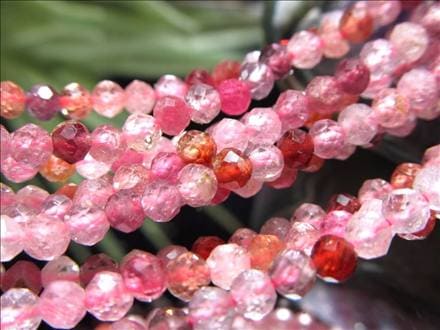 カラースピネル,尖晶石,ビーズ連,連材