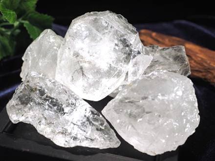 透明水晶ロッククリスタル マダガスカル産透明水晶 アイスデビル 水晶原石 ロッククリスタル
