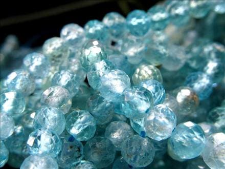 スカイアパタイト,アパタイト,燐灰石,カット,ビーズ連,連材