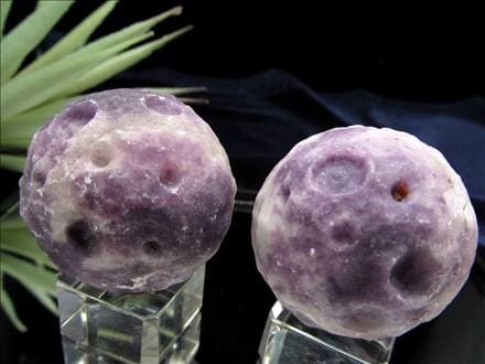 美！レピドライトとアクアマリンとトルマリン共生　マイカ入り　スフィア　天然石置物 美！レピドライト 月 天然石置物 美！レピドライトとアクアマリンと