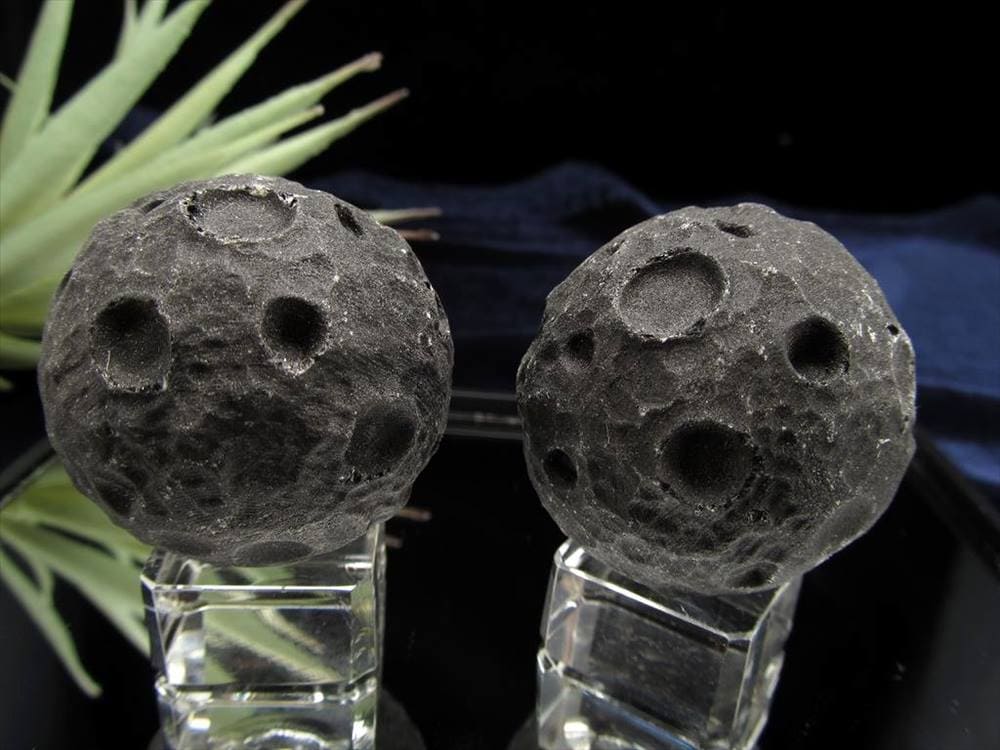 オブシディアン 満月 ムーンオブジェ 丸玉 黒曜石