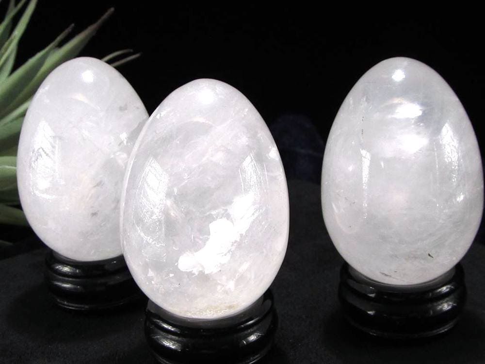 水晶 クリスタルエッグ 水晶たまご 天然石 彫刻置物
