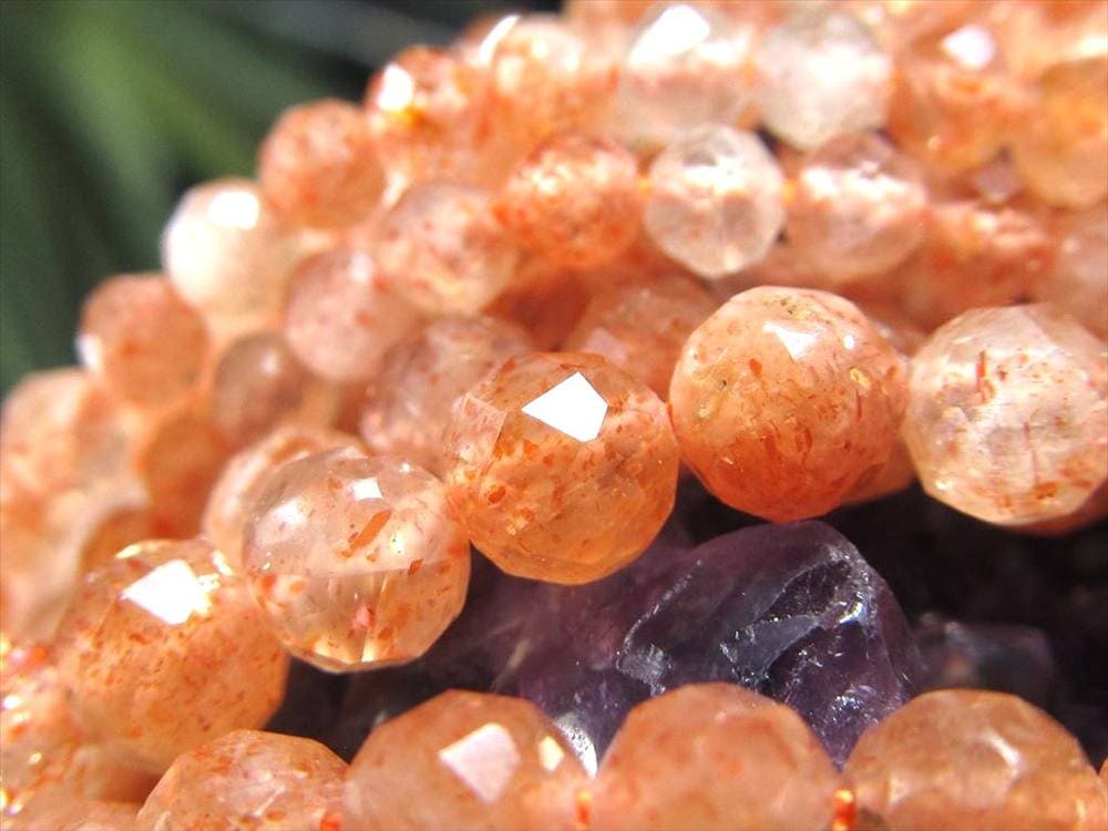 サンストーン,日長石,アベンチュリンフェルドスパー,キューブカット,ビーズ連,連材