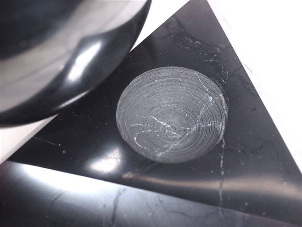 シュンガイト シュンガ石 フラーレン カレリア共和国 スフィア 丸玉