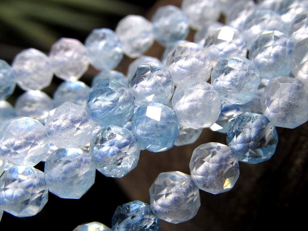 アクアマリン,ベリル,3月の誕生石,緑柱石,ビーズ連,連材