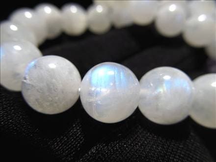 ブルームーンストーン 月長石 フェルドスパー ビーズ 一連