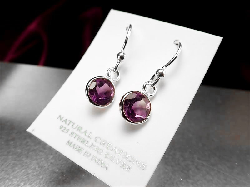 ピアス