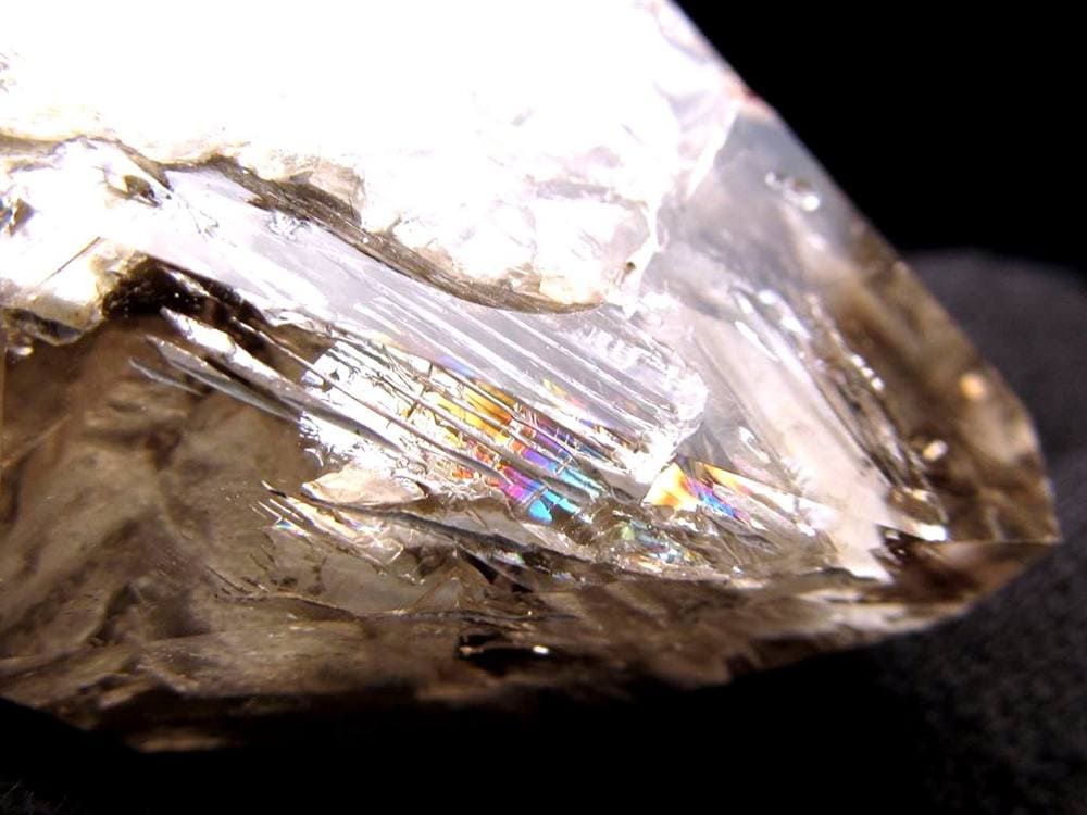 水入り水晶 エレスチャル 原石 置物 エンハイドクォーツ