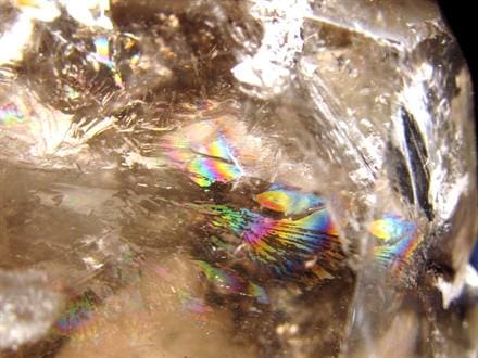 水入り水晶 エレスチャル 原石 置物 エンハイドクォーツ