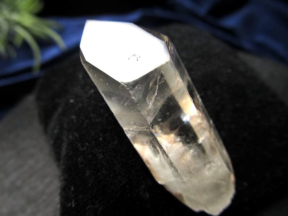 水晶ポイント 水晶 クリスタル ファントム水晶 山入り水晶 ファントムクォーツ
