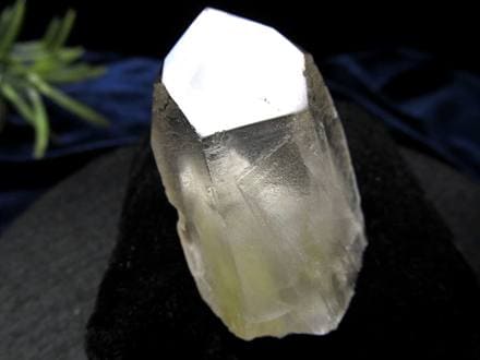 水晶ポイント 水晶 クリスタル ファントム水晶 山入り水晶 ファントムクォーツ