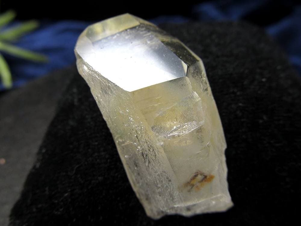 水晶ポイント 水晶 クリスタル ファントム水晶 山入り水晶 ファントムクォーツ