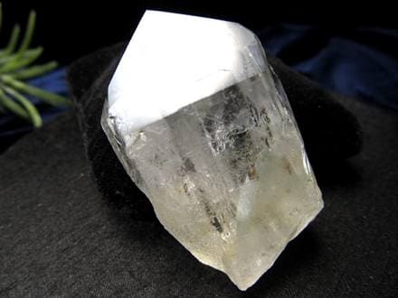 水晶ポイント 水晶 クリスタル ファントム水晶 山入り水晶 ファントムクォーツ