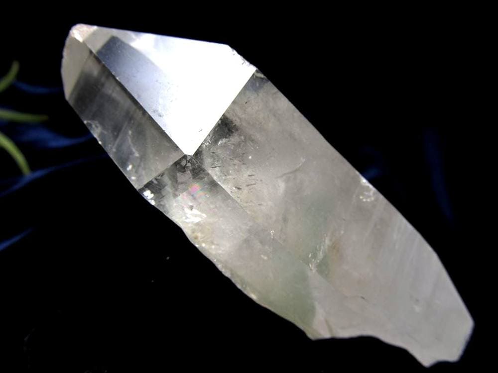 水晶ポイント 水晶 クリスタル ファントム水晶 山入り水晶 ファントムクォーツ