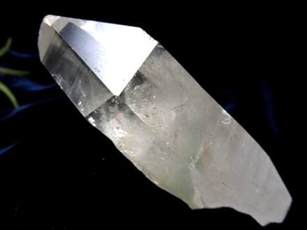 水晶ポイント 水晶 クリスタル ファントム水晶 山入り水晶 ファントムクォーツ