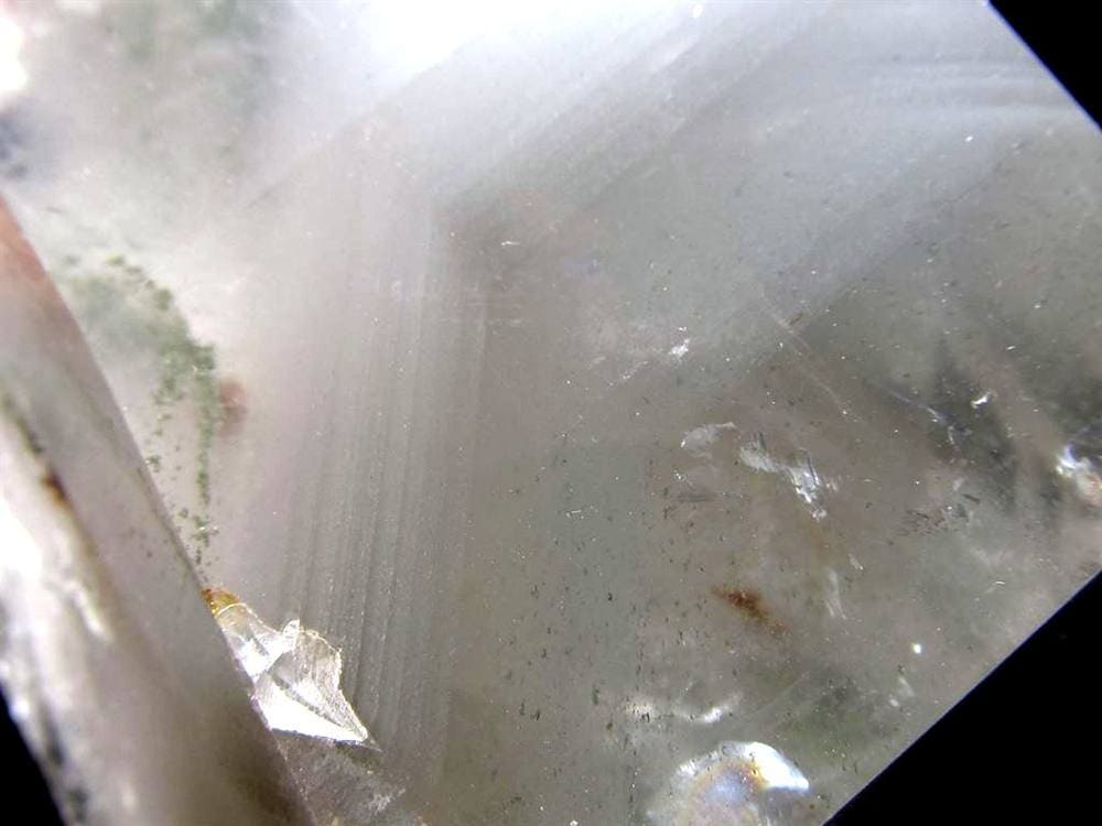 水晶ポイント 水晶 クリスタル ファントム水晶 山入り水晶 ファントムクォーツ